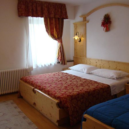 Hotel Pizzo Degli Uccelli Castello Tesino Kültér fotó